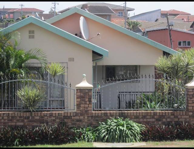 3 BEDROOM COTTAGE FOR SALE IN SYDENHAM